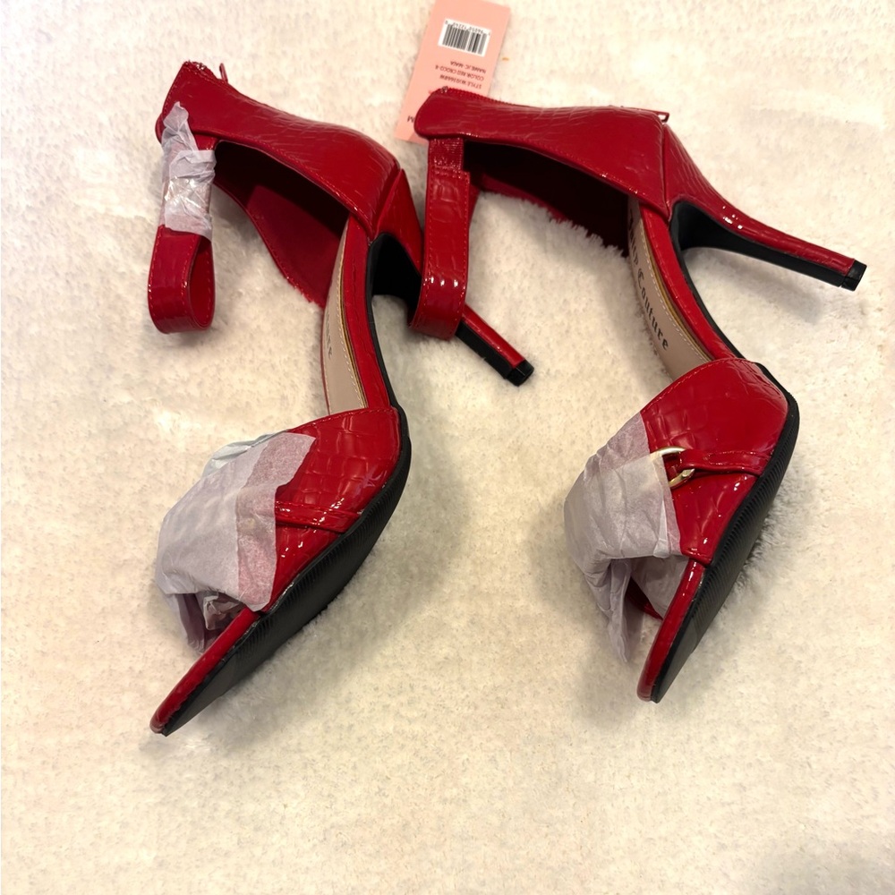 Juicy Couture Women's Red Heels 8M